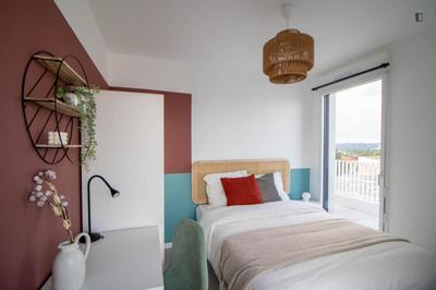 Chambre - 10 m² - 5 pièces