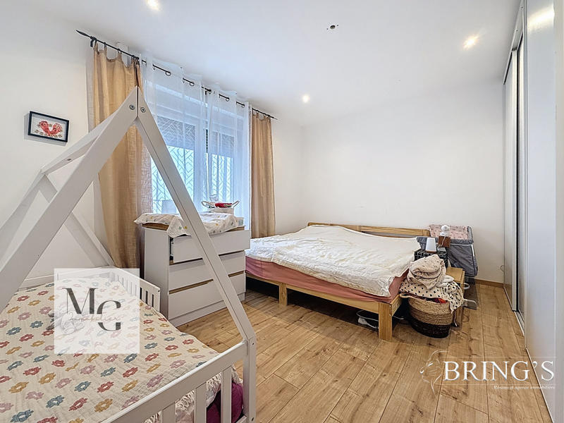 Maison - 136 m² - 6 pièces