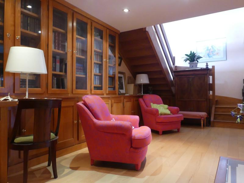 Maison - 220 m² - 9 pièces