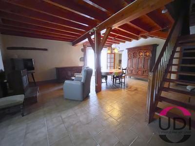 Maison - 120 m² - 3 pièces