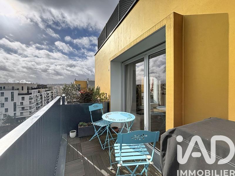 Appartement - 90 m² - 4 pièces