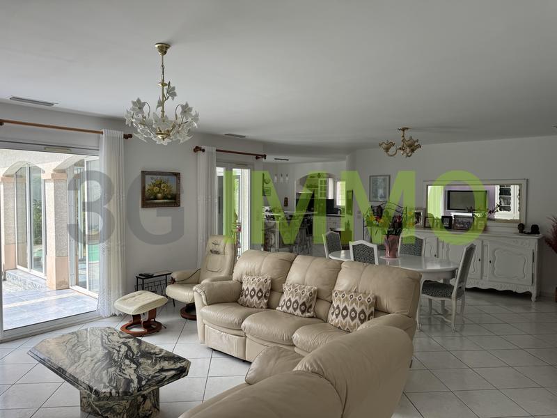 Maison - 168 m² - 6 pièces