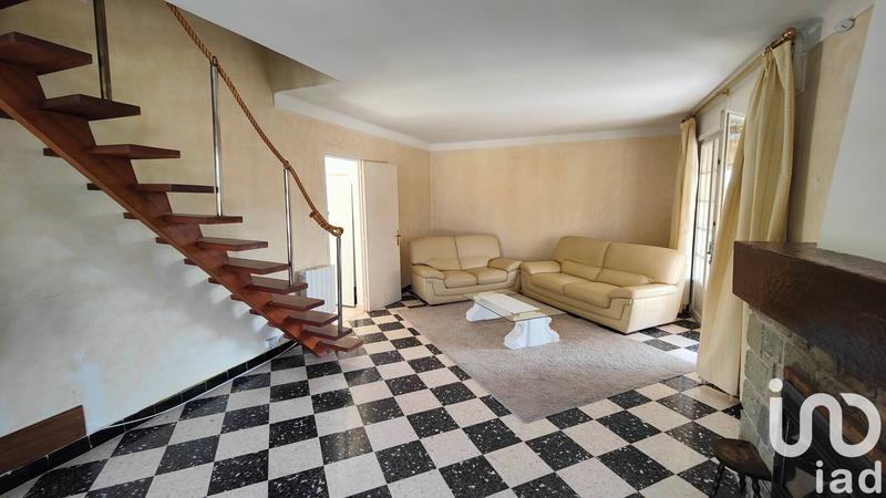 Maison - 200 m² - 7 pièces