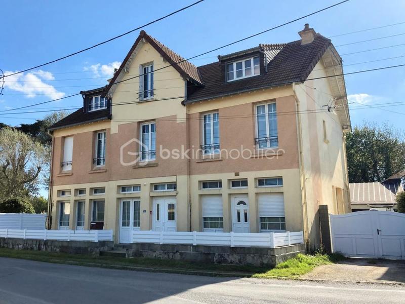 Maison - 280 m² - 7 pièces