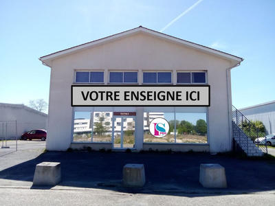Local commercial - 83 m² - 2 pièces