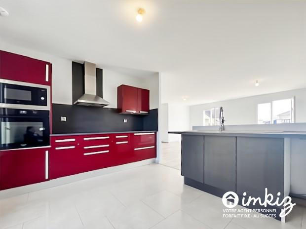 Maison - 120 m² - 6 pièces