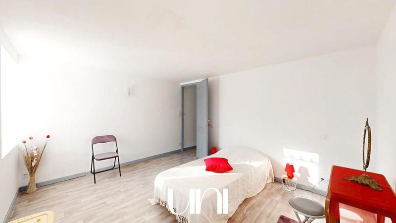 Maison - 188 m² - 8 pièces