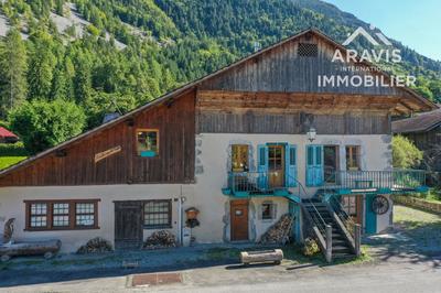 Maison - 111 m² - 6 pièces