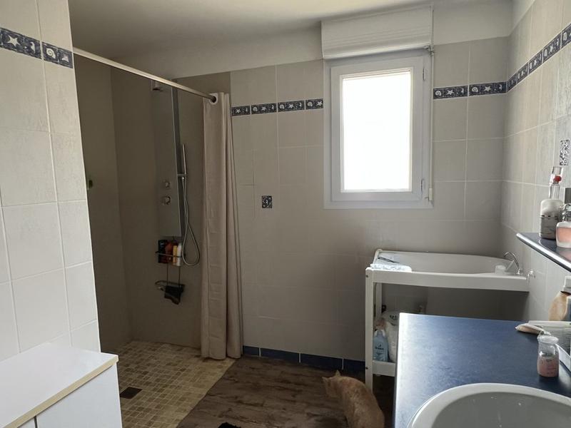 Maison ancienne - 187 m² - 6 pièces