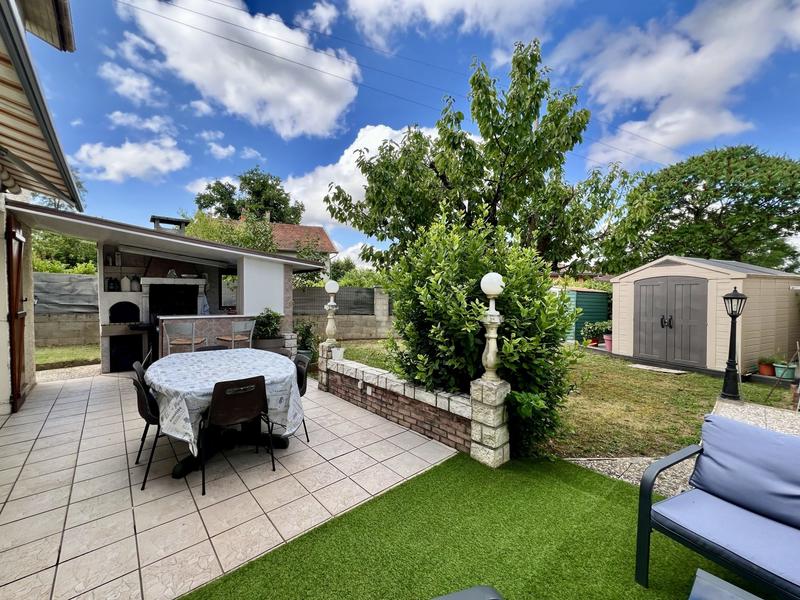 Maison - 105 m² - 5 pièces