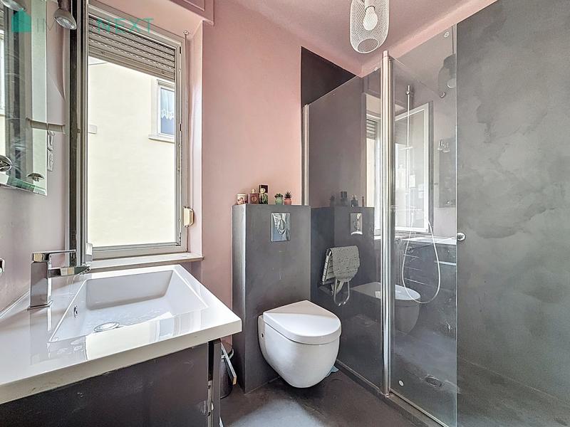 Maison - 213 m² - 9 pièces