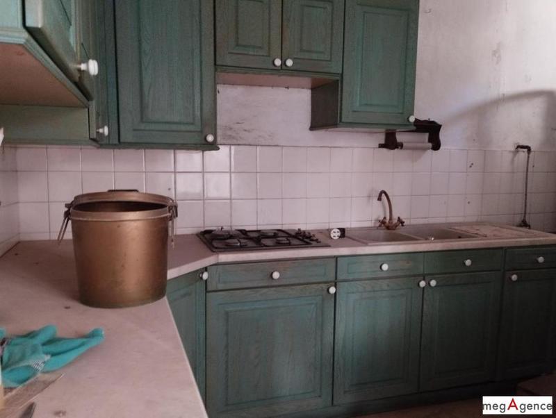 Maison - 323 m² - 12 pièces