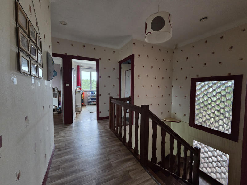 Maison - 163 m² - 8 pièces