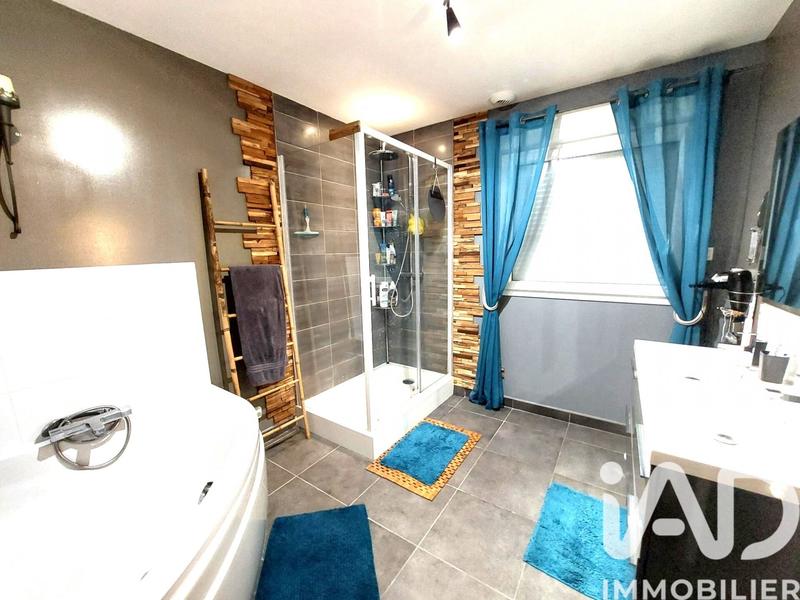 Maison - 172 m² - 5 pièces