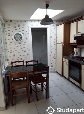 Chambre - 12 m² - 1 pièce