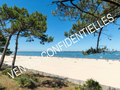 Maison - 215 m² - 7 pièces