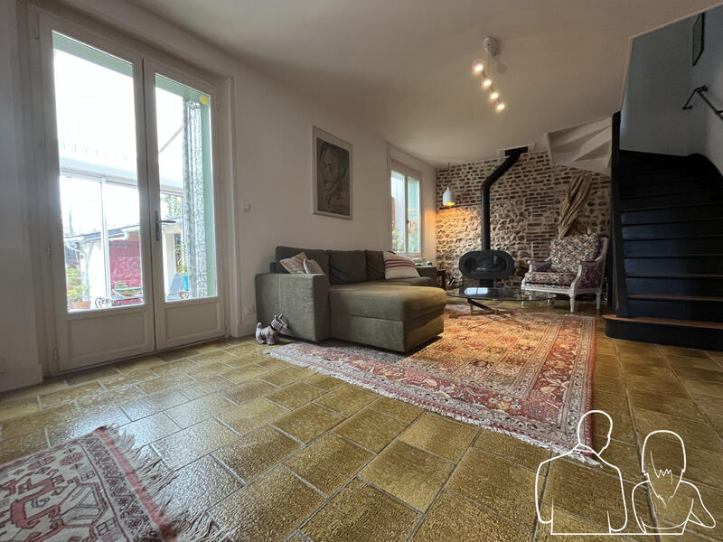 Maison traditionnelle - 97 m² - 4 pièces