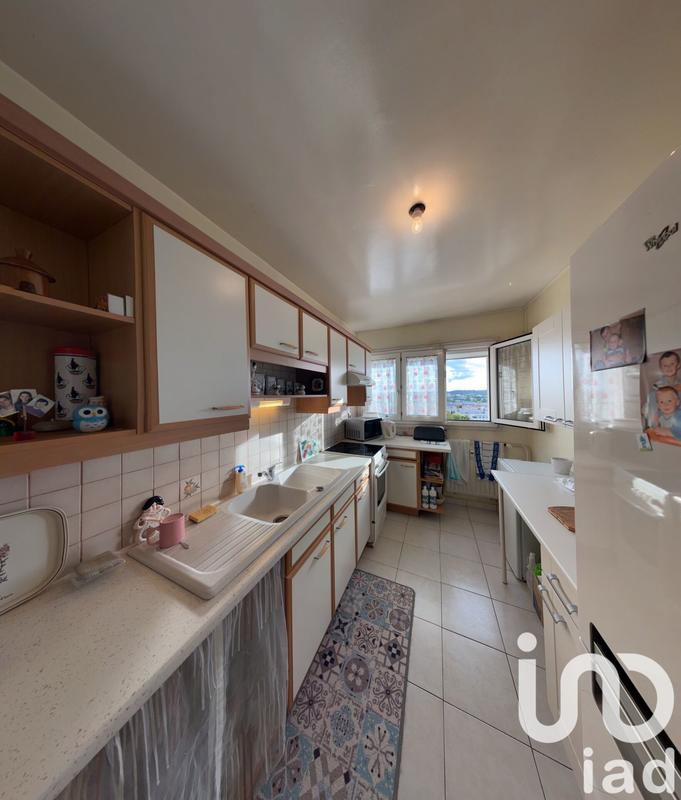 Appartement - 93 m² - 5 pièces