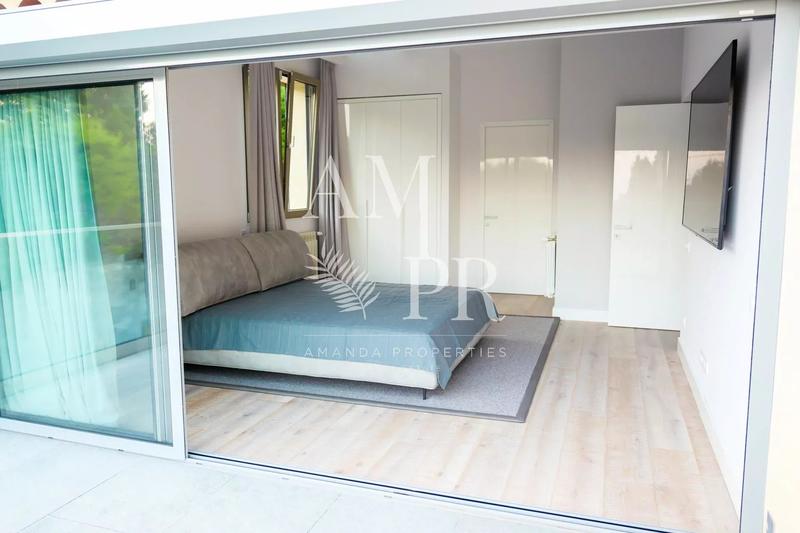 Villa - 400 m² - 9 pièces