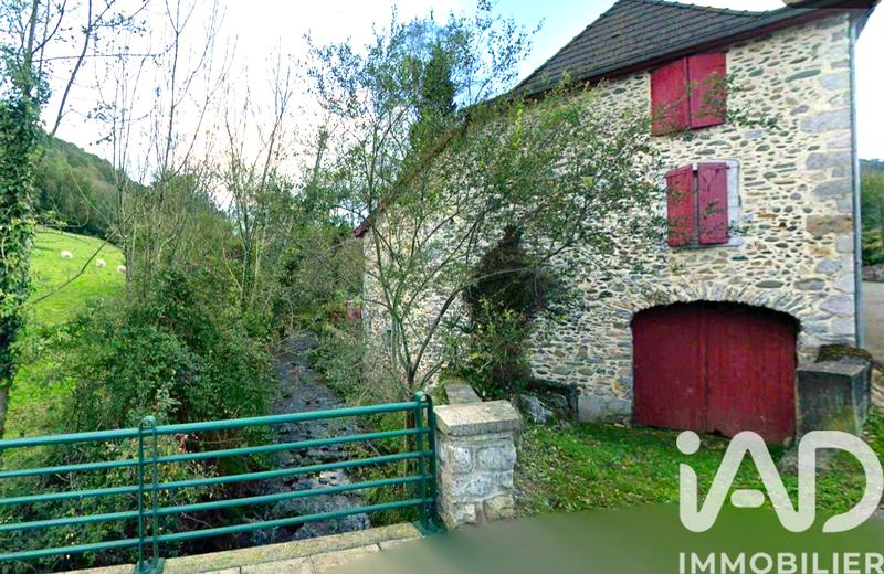 Maison - 262 m² - 8 pièces