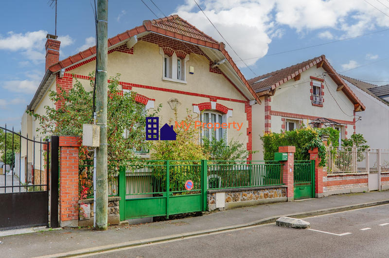 Maison - 115 m² - 6 pièces