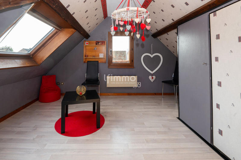 Maison - 117 m² - 6 pièces