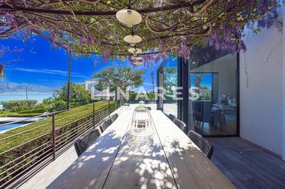 Villa - 250 m² - 5 pièces