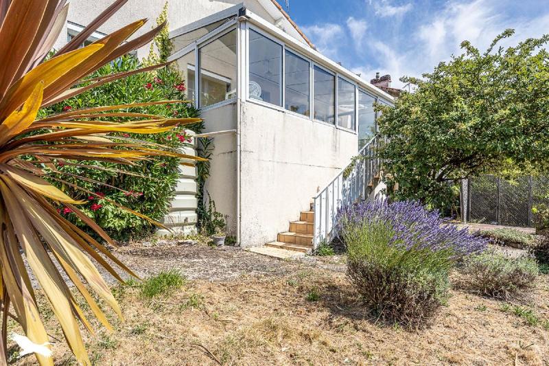 Maison - 85 m² - 5 pièces