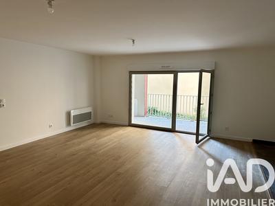 Appartement - 96 m² - 4 pièces