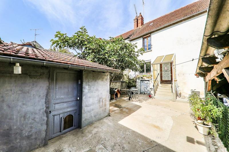 Maison de village - 121 m² - 6 pièces