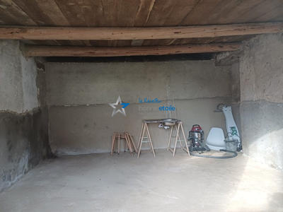 Maison - 214 m² - 1 pièce