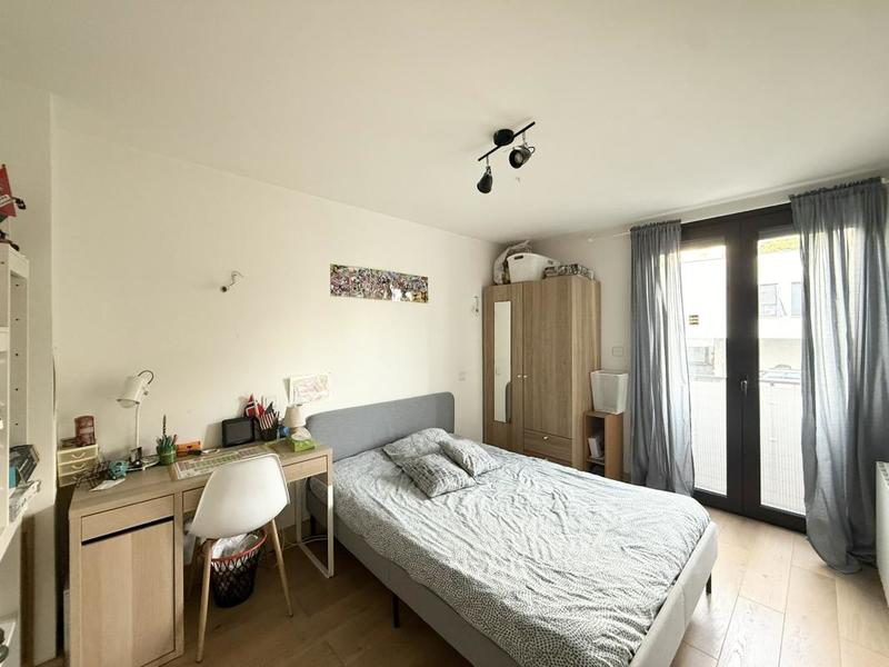 Appartement ancien - 65 m² - 3 pièces