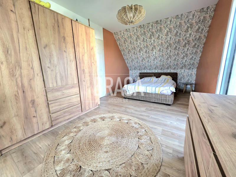 Maison - 106 m² - 4 pièces