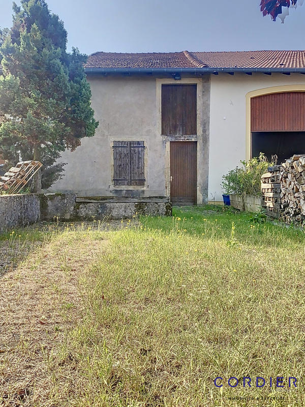 Maison - 100 m² - 1 pièce