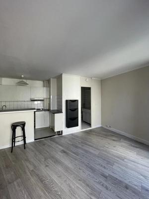 Studio - 25 m² - 1 pièce