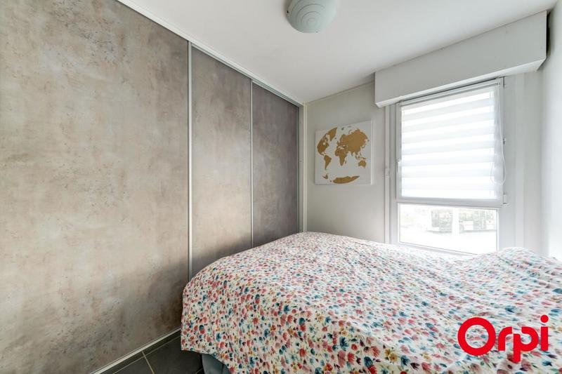 Appartement - 94 m² - 5 pièces