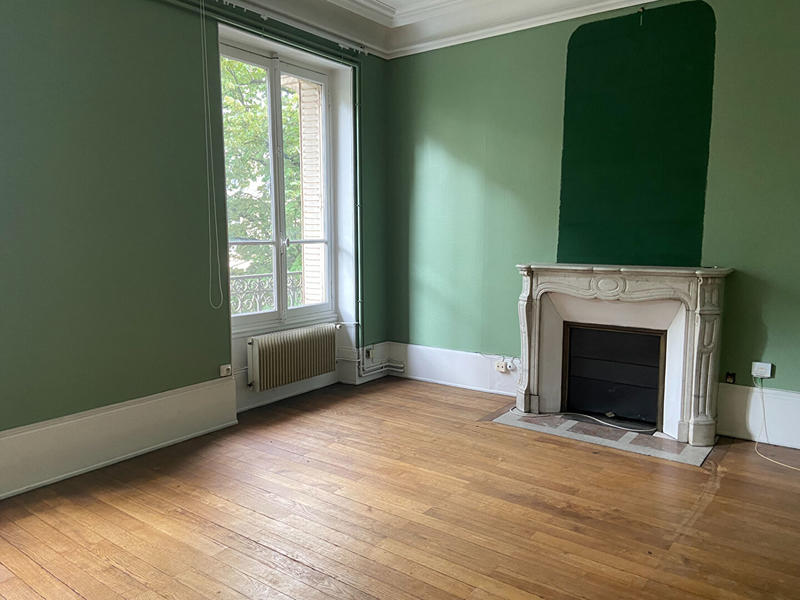 Bureau - 212 m² - 7 pièces