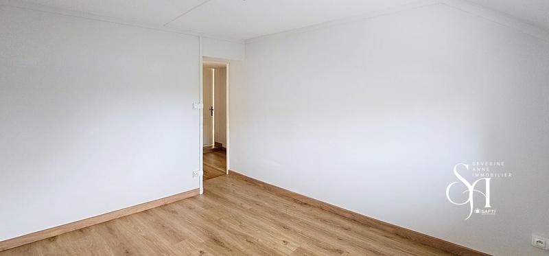 Maison - 140 m² - 8 pièces