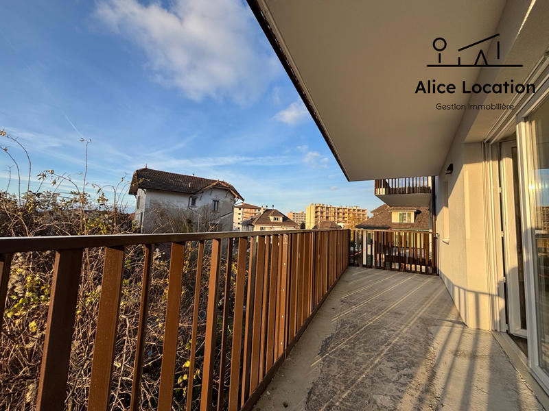 Appartement - 66 m² - 3 pièces