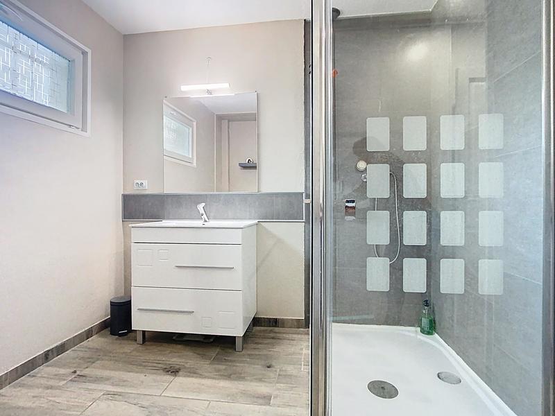 Maison - 200 m² - 5 pièces