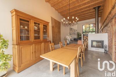 Maison - 230 m² - 6 pièces