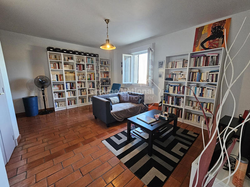 Immeuble - 11 pièces