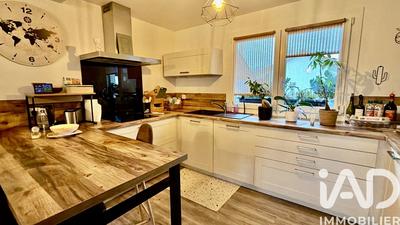 Maison - 95 m² - 5 pièces