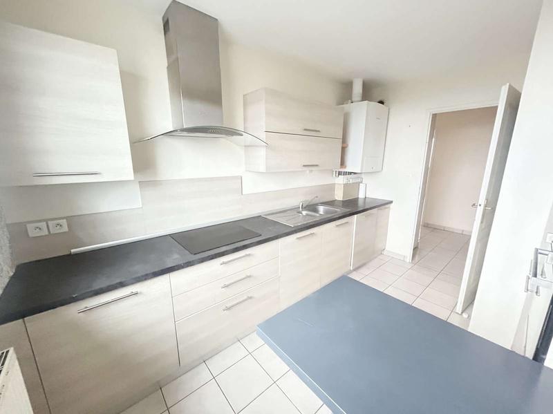 Appartement - 117 m² - 6 pièces