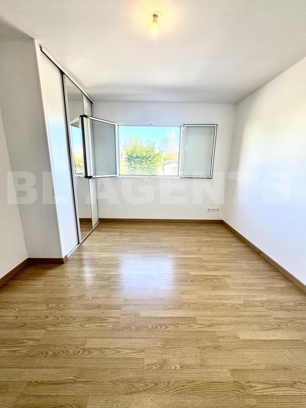 Propriété - 214 m² - 8 pièces