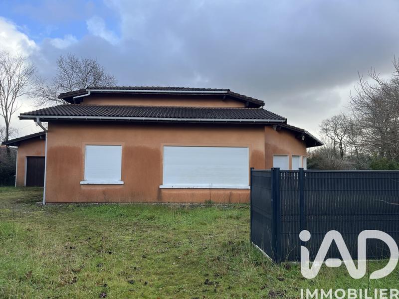 Maison - 180 m² - 7 pièces