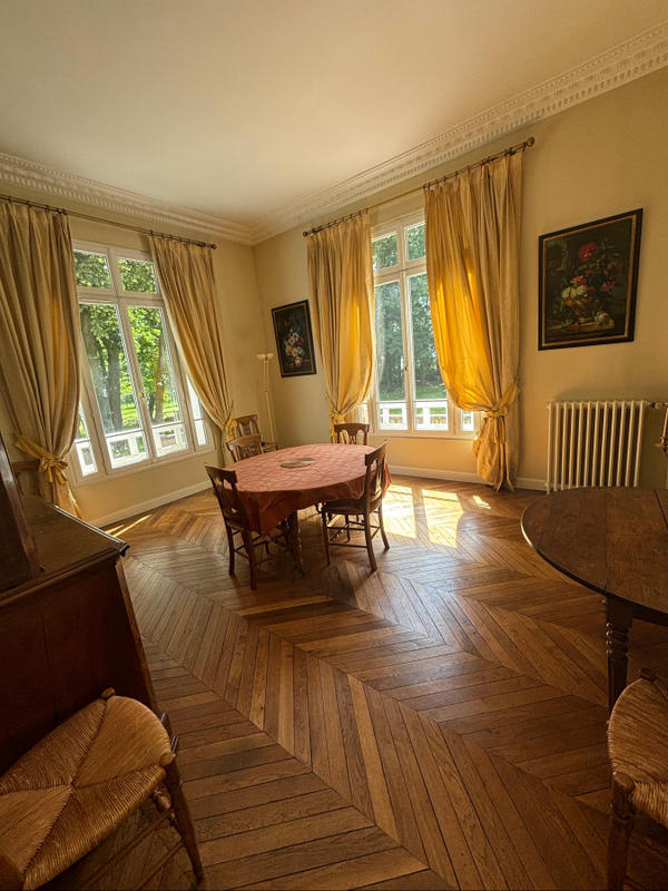 Maison de maîtres - 395 m² - 11 pièces