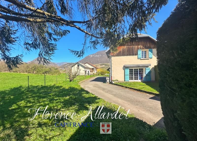 Propriété - 185 m² - 5 pièces