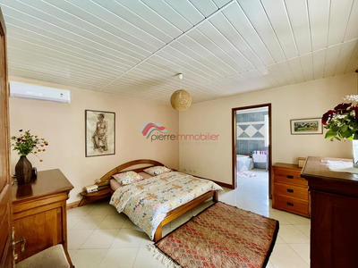 Maison - 167 m² - 6 pièces