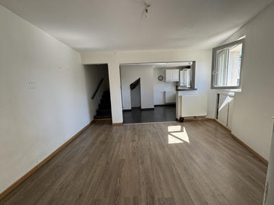 Maison de ville - 70 m² - 4 pièces